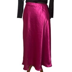 Nicole Miller fuchsia satin A line skirt with elastic waistband, new